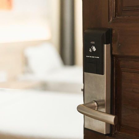 B2 Santitham Hotel Чиангмай Экстерьер фото
