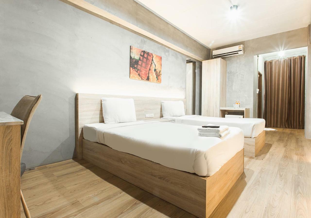 B2 Santitham Hotel Чиангмай Экстерьер фото